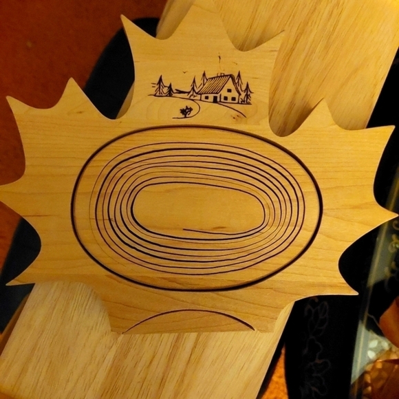 Handmade Collapsible Wooden Basket/Trivet - Picture 2 of 7